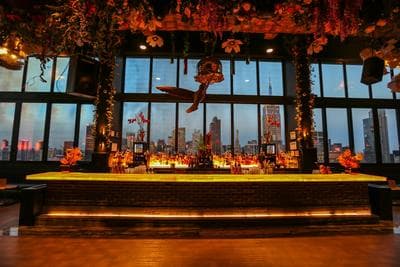 Somewhere Nowhere NYC - Lounge, Nightclub & Rooftop Pool slideshow item 3