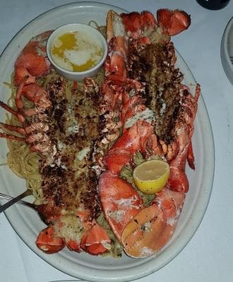 Carmine's Italian Restaurant - Times Square slideshow item 4